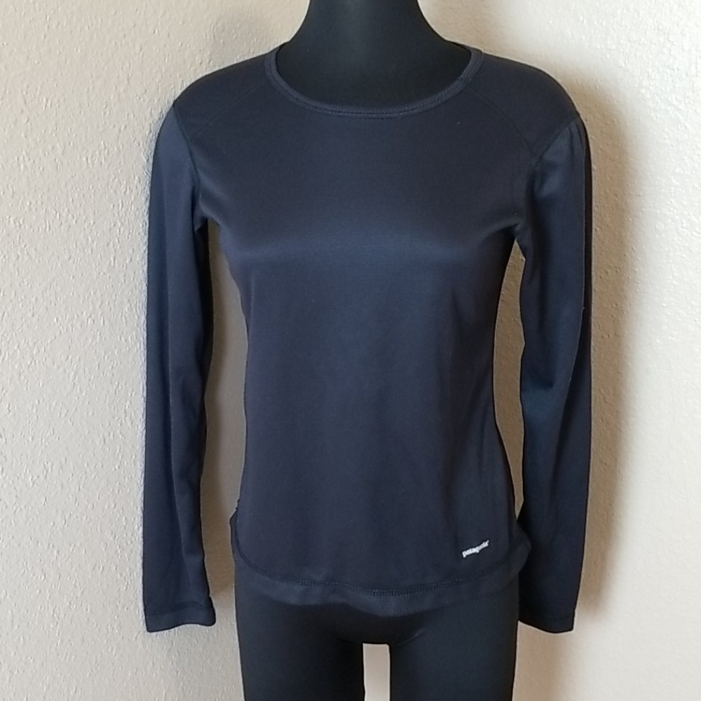 Patagonia Capilene Black Top Small